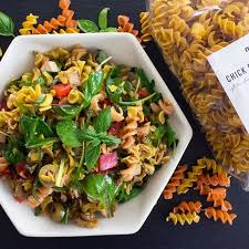 Salade Pates Sans Gluten Et Vegan Pour L Ete Nu3kitchen Recette Salade De Pates Salade Recette Salade De Pates