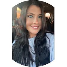 Loaded baked potato soup. Perfect for fall! #dinner #crockpotdinner  #crockpot #recipe #recipes #fallfood #comfortmeal #comfortcooking  #crockpotrecipes #familydinners #soup #bakedpotato #potatosoup