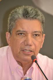 Sigue moviéndose la política con miras a elecciones parlamentarias