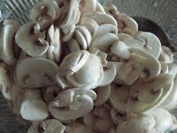 Oma S Champignonsalat Roh Rezept Mit Bild Rezept Champignon Salat Champignons Rezepte