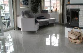 Ebenso können sie sich bei der bestellung zwischen unterschiedlichen abriebgruppen und fliesenstärken entscheiden. Granitfliesen Fur Die Kuche Bad Oder Wohnzimmer In Vielen Grossen Und Oberflachen Am Lager Bei Wieland Naturstein