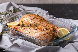 Cette Cuisse De Dinde Rotie Au Piment Est Une Recette Familiale Tres Savoureuse Toujours Tendre Dietetiq En 2020 Recettes De Cuisine Illustrees Dinde Cuisse De Dinde