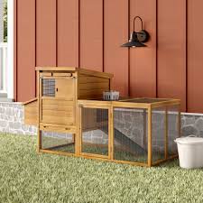 This specially designed wooden coop has dual exterior detachable runs that allow you to customize it for multiple configurations to fit various sized spaces. Archie Oscar Auggie Chicken Coop With Chicken Run For Up To 4 Chickens Reviews Wayfair