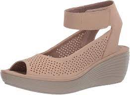 Shop clarks shoes and more online or in store. Amazon Com Clarks Women S Reedly Jump Wedge Sandal Platforms Wedges