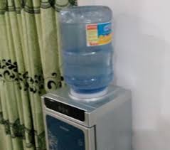 Cleaning a cooler doesn't require any special products or tools. How To Clean And Sanitize Your Water Dispenser