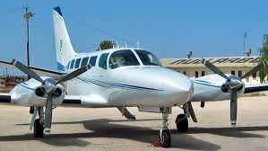 Freie kommerzielle nutzung keine namensnennung bilder in höchster qualität. Cessna 404 Titan Flugzeug Leitfaden