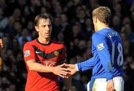 And he did not get a warm welcome from his brother when he returned to the theatre of dreams on december 11. Gary Neville Auf Tranenreiche Begegnung Mit Sir Alex Ferguson Wenn Phil Neville Trat Everton Aktuelle Boulevard Nachrichten Und Fotogalerien Zu Stars Sternchen