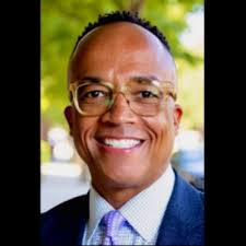 So excited to be a part of the business conversation with Autumn Redding  and the other amazing panelists this weekend at the Florida Black Expo.  Sharing knowledge is a key strategy for