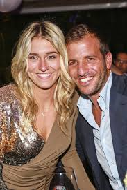 Auch seine lebensgefährtin polman stammt aus den niederlanden. Rafael Van Der Vaart Starportrat News Bilder Gala De