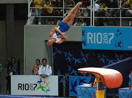 Caio souza, principal nome do país no individual geral, vai disputar a prova em que os atletas competem nos seis aparelhos (solo, cavalo com alças, argolas, salto sobre a mesa, paralelas e barra fixa). Mesa Ginastica Wikipedia A Enciclopedia Livre