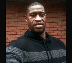 An fhìrinn mu George Floyd a' làimhseachadh boireannach a tha trom le  leanabh ann an oidhirp mèirle