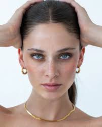 This South African beauty just captivates you with her piercing blue eyes 💎ELLA  GODDARD is now a part of Reep Istanbul!