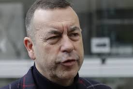 Aníbal Pinto recusa convite de Cristina Ferreira na SIC e deixa a TVI para  vestir "camisola" da CMTV