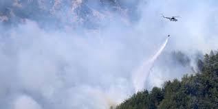 5'i çocuk 7 kişi itfaiye merdiveniyle kurtarıldı i̇stanbul'da kuvvetli yağış sonrası sultangazi'de bir binanın zemin katını su bastı. K9z9jt1cckc49m