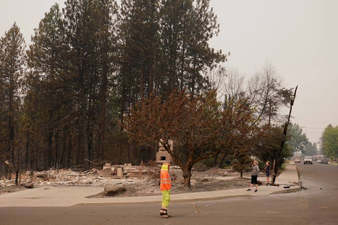 Washington wildfires; Spokane County homes destroyed in fast-moving blaze | CNN