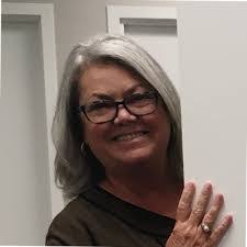 Sherry Dunavin's Instagram, Twitter & Facebook