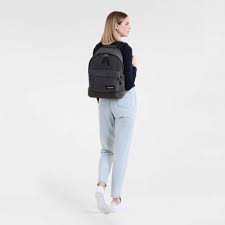 Håll dig uppdaterad med de senaste trenderna. Sac A Dos Eastpak Wyoming Black Denim 24 L Gris Sac A Dos Achat Prix Fnac