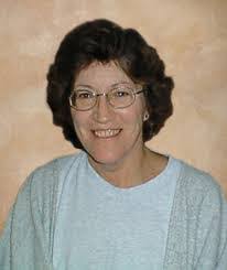 Ellen Parmelee's Instagram, Twitter & Facebook