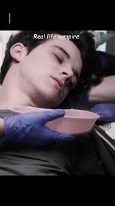 #vampire #algorithm #fyp #chicagomed #shadowbanned #viral #tiktok #CapCut