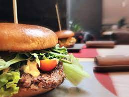 Altbau bar burger dauerhaft geschlossen ist deutsche bar basiert in irsee, freistaat bayern. Neueroffnung Erstklassige Burger In Edlem Ambiente Kaufbeuren