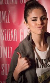 16 years ago today, Selena Gomez attended the Imagen Awards in Beverly  Hills, California. I love her dress and i love her smile 😍 she's so cute  and beautiful. 🥰❤️❤️