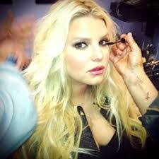 Rebekah Colvin's Instagram, Twitter & Facebook