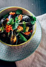 Miesmuscheln In Tomatensosse Cozze Al Pomodori Reisehappen Miesmuscheln Muscheln Rezept Lebensmittel Essen