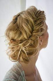 I Like This Maybe A Little Less Messy For A Wedding Hair Hair Styles Hair Beauty