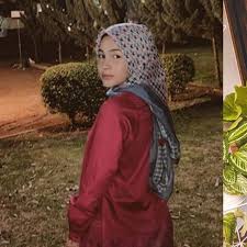 Kerudung elzatta untuk anak sekolah warna putih kerudung fadilah. 6 Potret Sandrinna Michelle Pakai Hijab Disebut Mirip Irish Bella Hot Liputan6 Com
