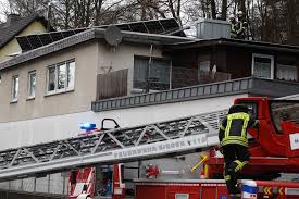 Grundeigentümerverein hüttental und umgebung e.v. Orkan Sabine Halt Bad Berleburg Siegen Und Olpe In Atem Update 12 53 Uhr Zuge Nach Frankfurt Und Essen Fahren Einige Strassen Noch Gesperrt Siegen