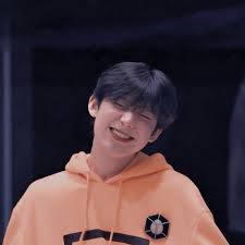 The perfect enhypen enhypensunoo sunoo animated gif for your conversation. ð'ð®ð§ð¨ð¨ ð‰ðžð¥ Jhope Cute Jungkook Aesthetic Iphone Wallpaper Quotes Funny