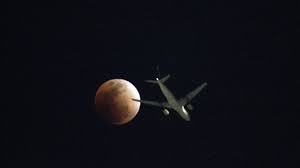La luna llena de cosecha saldrá a las 5:05 pm (hora de miami) el 1 de octubre. Asi Fue El Espectacular Eclipse De La Superluna Azul De Sangre Bbc News Mundo
