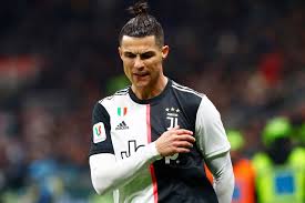 После первого тайма подопечные андреа пирло ведут со счетом 2:0. Ronaldu Hochet Pokinut Yuventus Portugalec Poluchil Predlozheniya Ot Dvuh Klubov