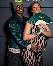 Pregnant Rihanna and ASAP Rocky💖💙