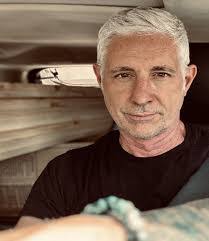 Mark Gaspar's Instagram, Twitter & Facebook