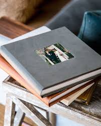 Adoramapix Offers The Same High Quality Wedding Albums To Both Photographers And Their Couples Han Wedding Photo Albums Album Photography Wedding Album Design