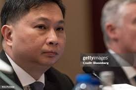 17 Cathay Pacific Airways Chairman John Slosar And Ceo Rupert Hogg Present  Annual Results Stock Photos, High-Res Pictures, and Images