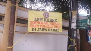 Tak heran jika mereka mengklaim diri sebagai situs rekrutmen online terbaik dan terpercaya di asia pasifik, karena jobstreet menyediakan banyak sekali informasi lowongan kerja berkualitas dan akurat dari mitra mereka. Maraknya Judi Togel Di Jawa Barat Lsm Korek Tolak Keras Dan Minta Aparat Segera Lakukan Tindakan Mitrapol