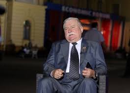 W opublikowanym na facebooku wpisie poprosił o modlitwę w jego intencji. Lech Walesa Uruchomil Kanal Na Youtube Zainteresuje Mlodziez Jak Wygladala Prawda A Nie Te Klamstwa Kurskiego
