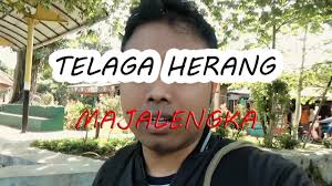 Bukan cuma punya bandara terbesar di jawa barat, majalengka punya destinasi wisata alam yang seru dan unik untuk dikunjungi. Main Air Di Telaga Herang Majalengka Mvlog Eps 6 Youtube