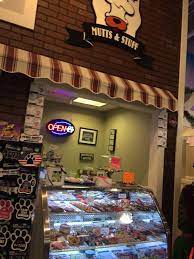 Pet express is a worldwide pet shipping service. Pet Express 25 Photos 33 Reviews Pet Stores 1201 Broadway Saugus Ma Phone Number Yelp