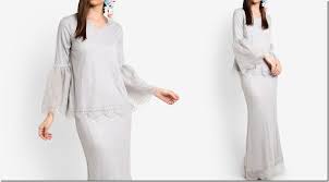 Tidak perlu risau kerana kami akan cuba berikan beberapa idea fashion baju raya terkini tahun 2017 ini. Wear This Demure French Lace Kurung Style For Raya 2017 French Lace Fashion 2017 How To Wear