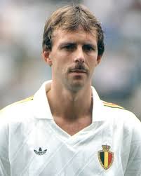 Raymond Mommens » Bilanz unter Scheidsrechter Kenny Hope