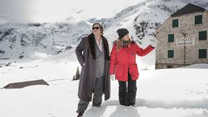 Den deutschen fernsehpreis gibt es seit 1999. Auszeichnung Deutscher Fernsehpreis 2020 Fur Der Pass Als Beste Drama Serie