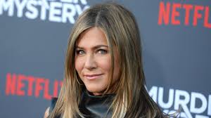 Jennifer aniston couldn't style the 'rachel' haircut. Deshalb Hat Jennifer Aniston Immer Die Gleiche Frisur