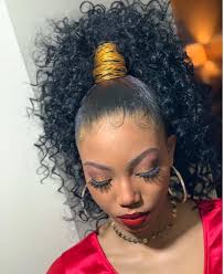 Pouf out each section of hair by pulling gently to create a bubble effect. 6 Classic Ways To Style Curly Ponytails For Black Women Wetellyouhow
