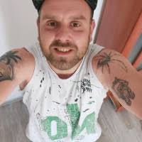 50+ profili według frazy „Christopher”