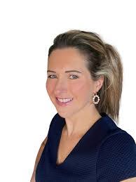 Rebecca Sim's Instagram, Twitter & Facebook