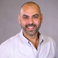 As we continue celebrating Women's History Month, kicking us off is Julie  Sedlock, our SVP of Stores, Operations, Visual & Marketing. Julie shared  career advice she would give to herself when she