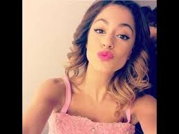 Résultat de recherche d'images pour "violetta swag"